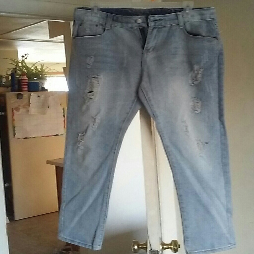 NWOT Faded Ripped Jeans